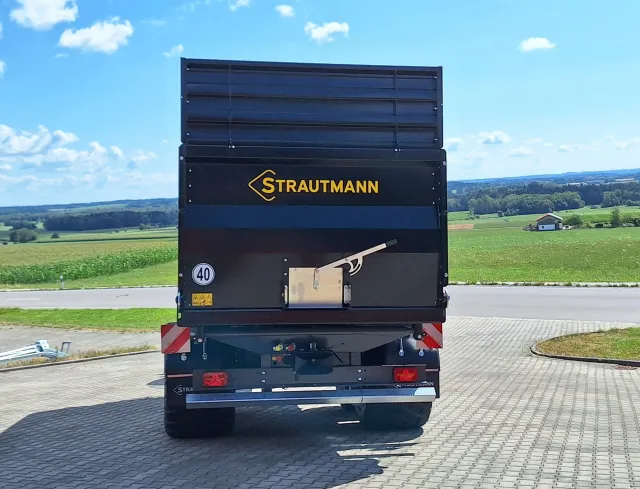 SMK 2002 Schwarz5_web.jpg